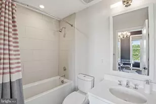 406 13th St SE, Washington, DC 20003 - Photo 21
