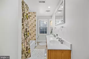 644 E St SE, Washington, DC 20003 - Photo 23