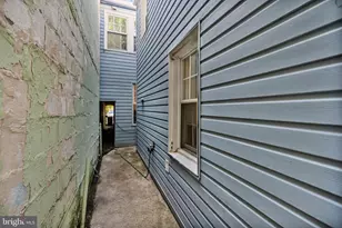 644 E St SE, Washington, DC 20003 - Photo 33