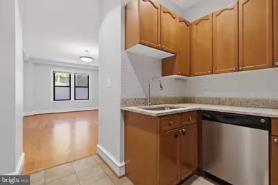 1613 Harvard Street NW #114, Washington, DC 20009 - Photo 7