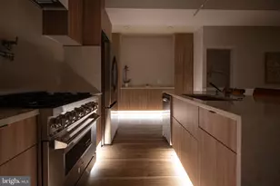 1527 Buchanan St NW, Washington, DC 20011 - Photo 41