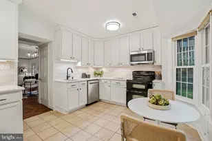 4607 MacArthur Blvd NW, Washington, DC 20007 - Photo 17
