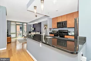 1117 10th St NW, Washington, DC 20001 - Photo 9