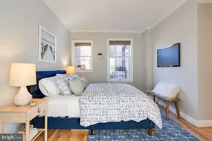 1737 P St NW, Washington, DC 20036 - Photo 7