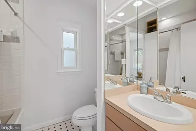 5439 Nevada Avenue NW, Washington, DC 20015 - Photo 33