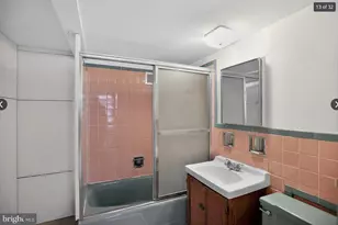2401 H St NW, Washington, DC 20037 - Photo 11