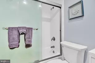 950 25th St NW, Washington, DC 20037 - Photo 13
