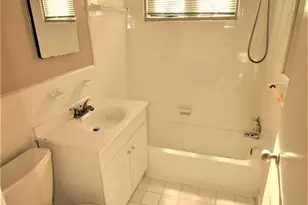 4114 Davis Pl NW, Washington, DC 20007 - Photo 17