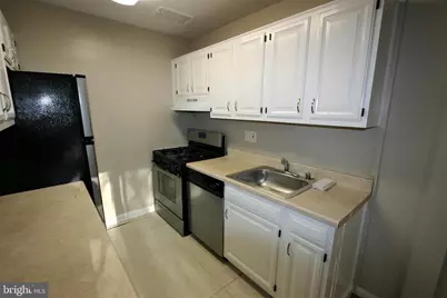 4114 Davis Place NW #210, Washington, DC 20007 - Photo 9