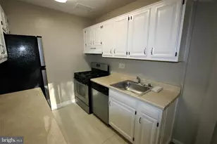 4114 Davis Pl NW, Washington, DC 20007 - Photo 9