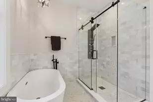 1207 Delafield Pl NW, Washington, DC 20011 - Photo 25