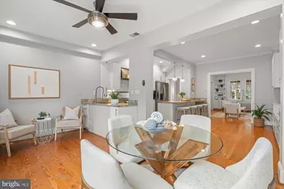 2305 38th Street NW, Washington, DC 20007 - Photo 15