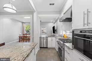 2305 38th St NW, Washington, DC 20007 - Photo 11
