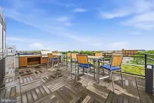 900 11th St SE, Washington, DC 20003 - Photo 25