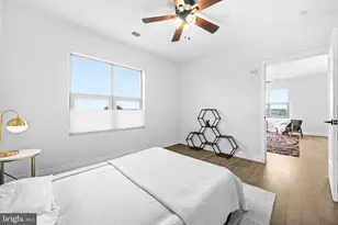 900 11th St SE, Washington, DC 20003 - Photo 13