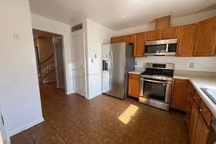 4005 Blakney Ln SE, Washington, DC 20032 - Photo 7