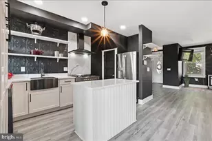 939 15th St SE, Washington, DC 20003 - Photo 9