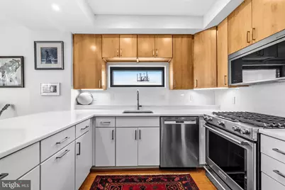 1117 10th Street NW #1103, Washington, DC 20001 - Photo 9