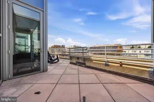 1117 10th St NW, Washington, DC 20001 - Photo 29