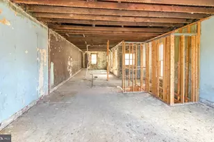 1527 6th St NW, Washington, DC 20001 - Photo 3