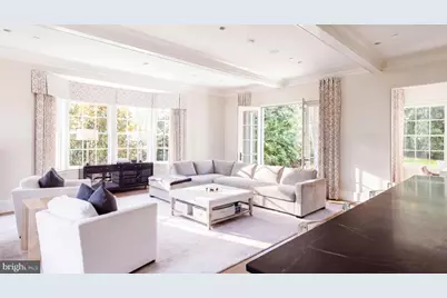 2101 Foxhall Road NW, Washington, DC 20007 - Photo 11