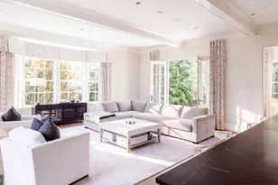 2101 Foxhall Rd NW, Washington, DC 20007 - Photo 11