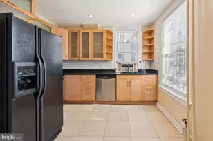 14 Seaton Pl NW, Washington, DC 20001 - Photo 5