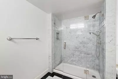 700 New Hampshire Avenue NW #105, Washington, DC 20037 - Photo 15