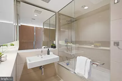 925 H Street NW #904, Washington, DC 20001 - Photo 31