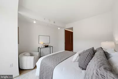 925 H Street NW #904, Washington, DC 20001 - Photo 27