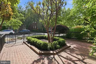 1712 19th St NW, Washington, DC 20009 - Photo 3