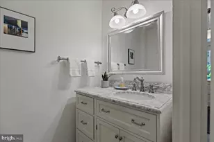 2347 Ashmead Pl NW, Washington, DC 20009 - Photo 17