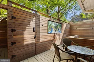 2347 Ashmead Pl NW, Washington, DC 20009 - Photo 49