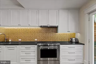 2347 Ashmead Pl NW, Washington, DC 20009 - Photo 15