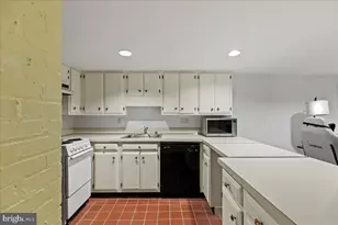 2347 Ashmead Pl NW, Washington, DC 20009 - Photo 43