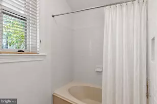 2347 Ashmead Pl NW, Washington, DC 20009 - Photo 35