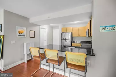 800 4th Street SW #N305, Washington, DC 20024 - Photo 3