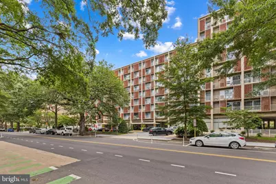 800 4th Street SW #N305, Washington, DC 20024 - Photo 1