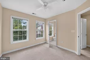 821 Capitol Square Pl SW, Washington, DC 20024 - Photo 11