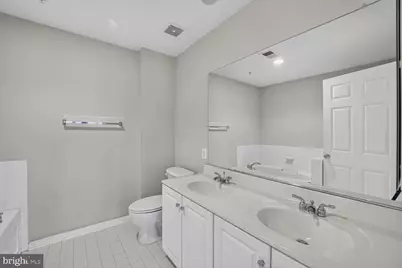 821 Capitol Square Place SW, Washington, DC 20024 - Photo 5