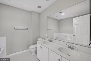 821 Capitol Square Pl SW, Washington, DC 20024 - Photo 5
