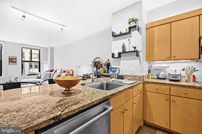 631 D Street NW #731, Washington, DC 20004 - Photo 11