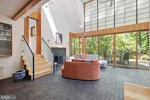 2853 Allendale Pl NW, Washington, DC 20008 - Photo 9