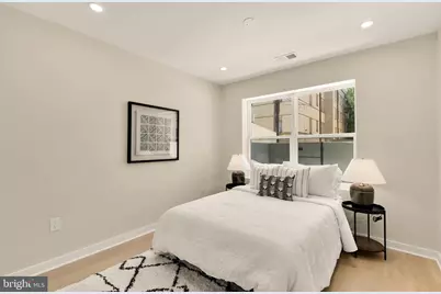 2606 41st Street NW #2, Washington, DC 20007 - Photo 11