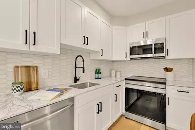 2606 41st Street NW #6, Washington, DC 20007 - Photo 5