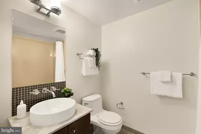 1025 1st Street SE #510, Washington, DC 20003 - Photo 15