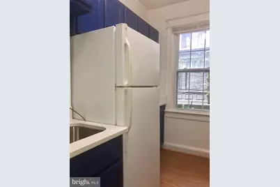 414 Seward Square SE #205, Washington, DC 20003 - Photo 5