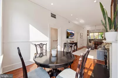 319 C Street SE, Washington, DC 20003 - Photo 9
