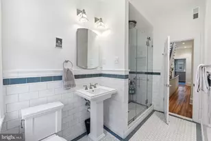 319 C St SE, Washington, DC 20003 - Photo 25