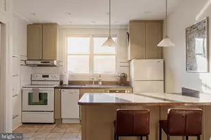 319 C St SE, Washington, DC 20003 - Photo 49